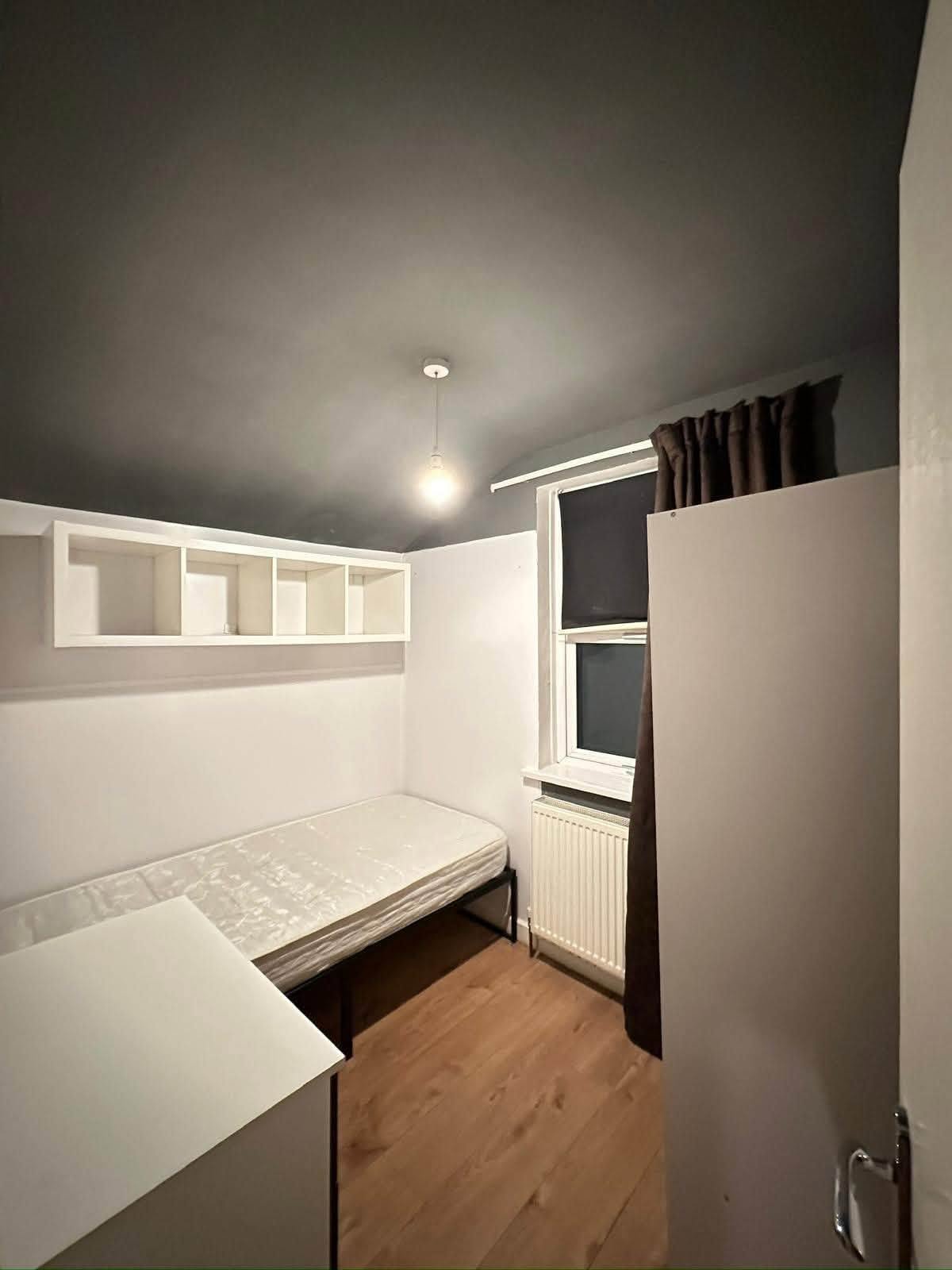 Quarto SINGLE