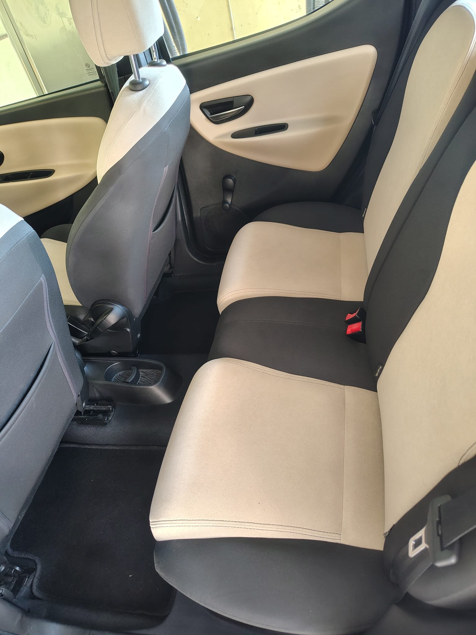 Lancia Ypsilon 2013